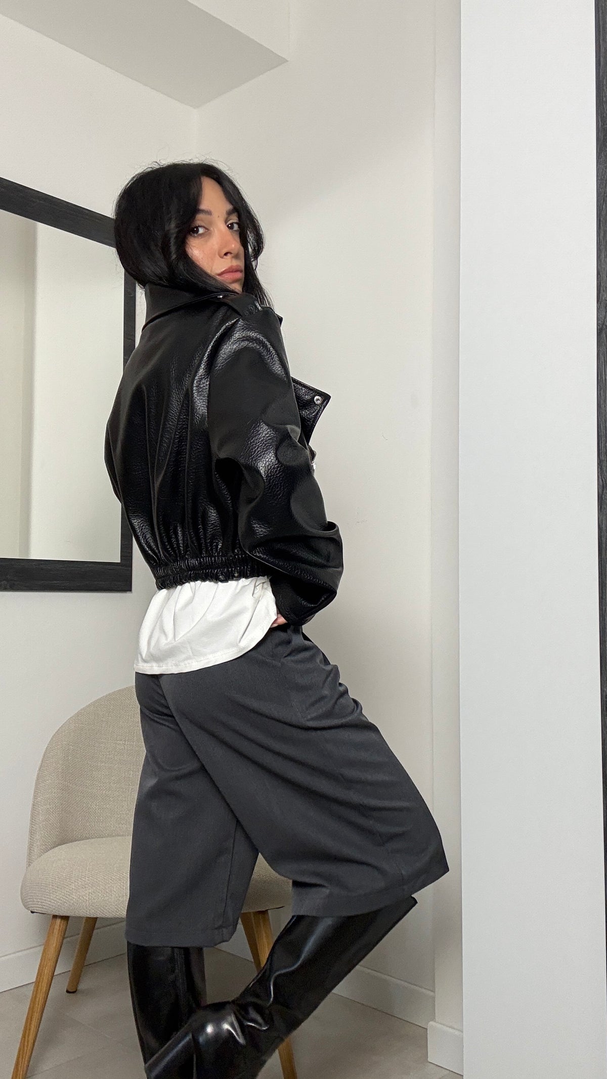 Chiodo in simil pelle